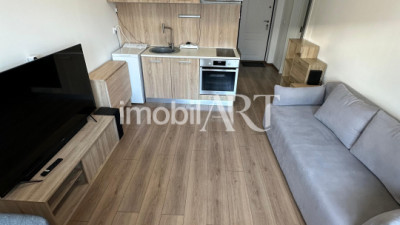 Apartament 29mp, 1 dormitor, etaj 3 din 3, aproape de centru