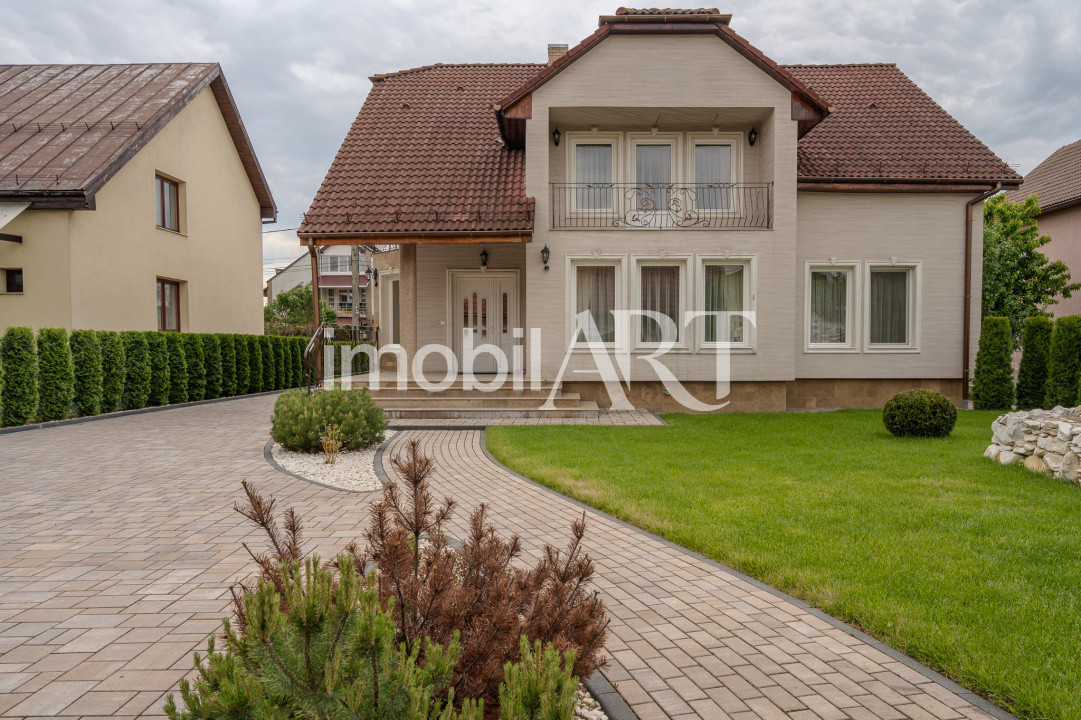 ImobilArt oferă spre vânzare vilă D+P+E la intrare în Unirea