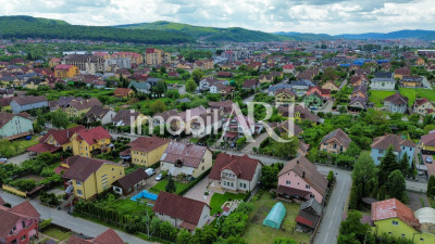 ImobilArt oferă spre vânzare vilă D+P+E la intrare în Unirea
