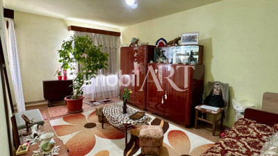 Apartament 3 camere, 68 mp, etaj 4 – zonă excelentă, aproape de tot ce contează