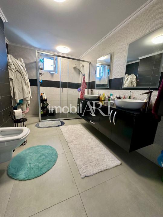 Casă 4 dormitoare, 240 mp | Dealul Florilor | Exclusiv ImobilArt