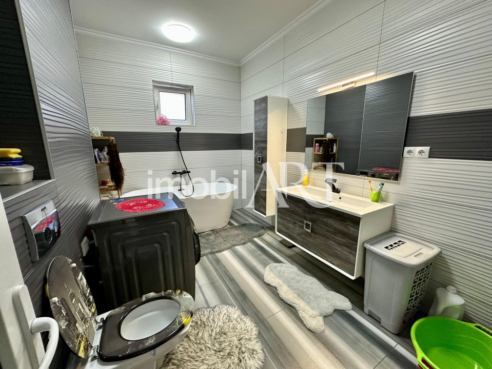Casă 4 dormitoare, 240 mp | Dealul Florilor | Exclusiv ImobilArt