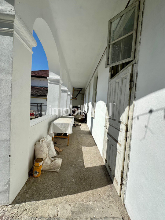 Casa 3 camere , ultracentral .