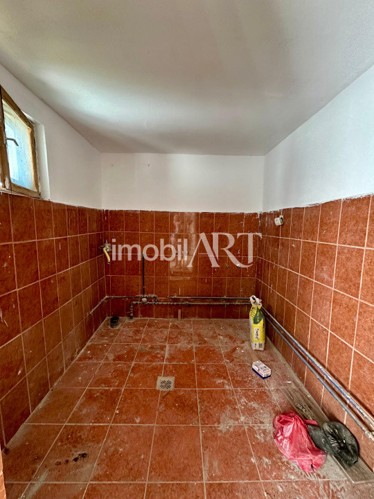 Casa 3 camere , ultracentral .