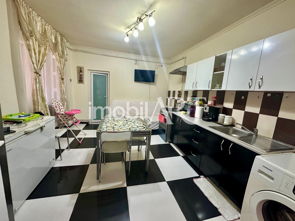 Casă cu două unități locative ,teren 700 mp – Str. Bistriței 15, Dej Comision 0