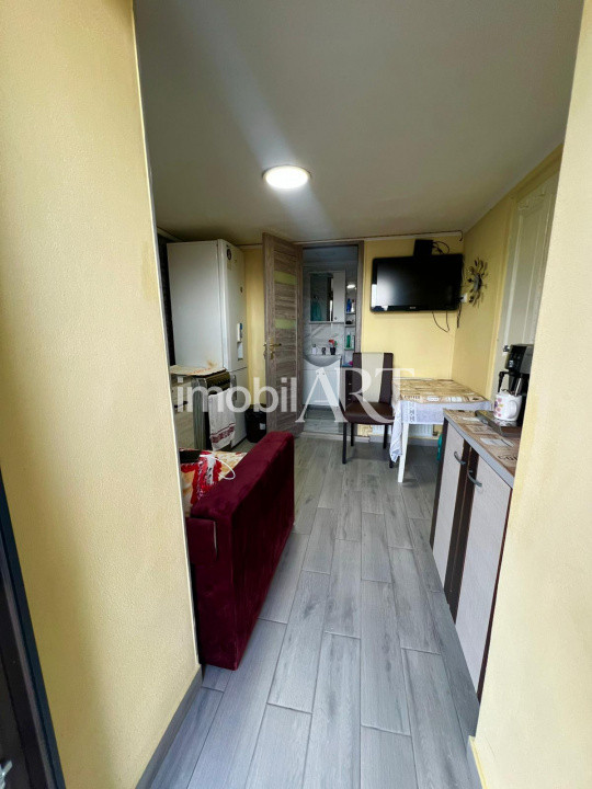 Casă cu view panoramic superb, stradă asfaltată, utilități complete — Dej