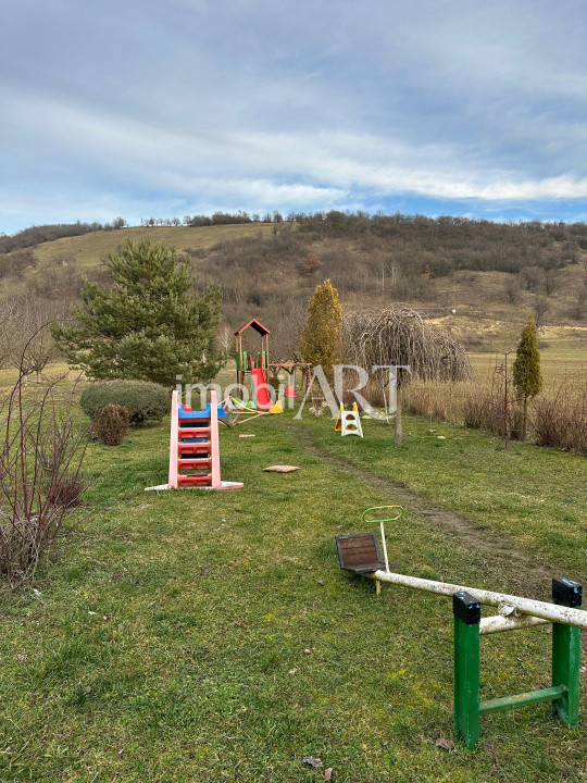 PENSIUNE DE VÂNZARE - AFACERE LA CHEIE