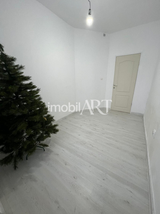 Spațiu birou / activități individuale – ultracentral, Dej