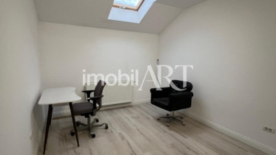 Spațiu birou / activități individuale – ultracentral, Dej (mansardă)