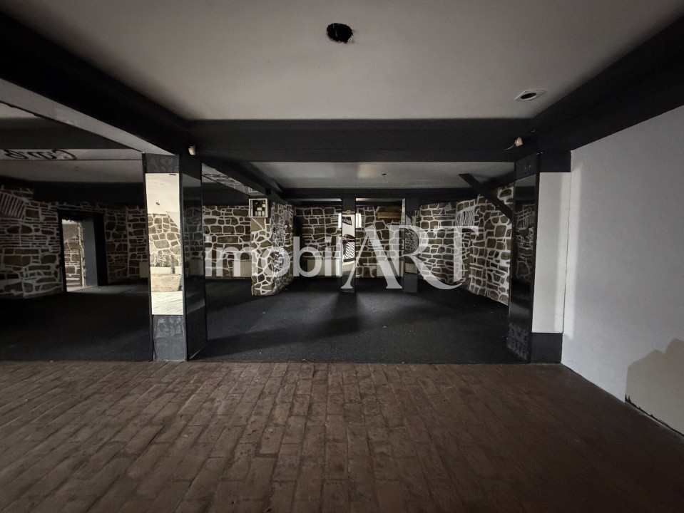 Spațiu comercial 1000 mp construiți- zona centrală Dej