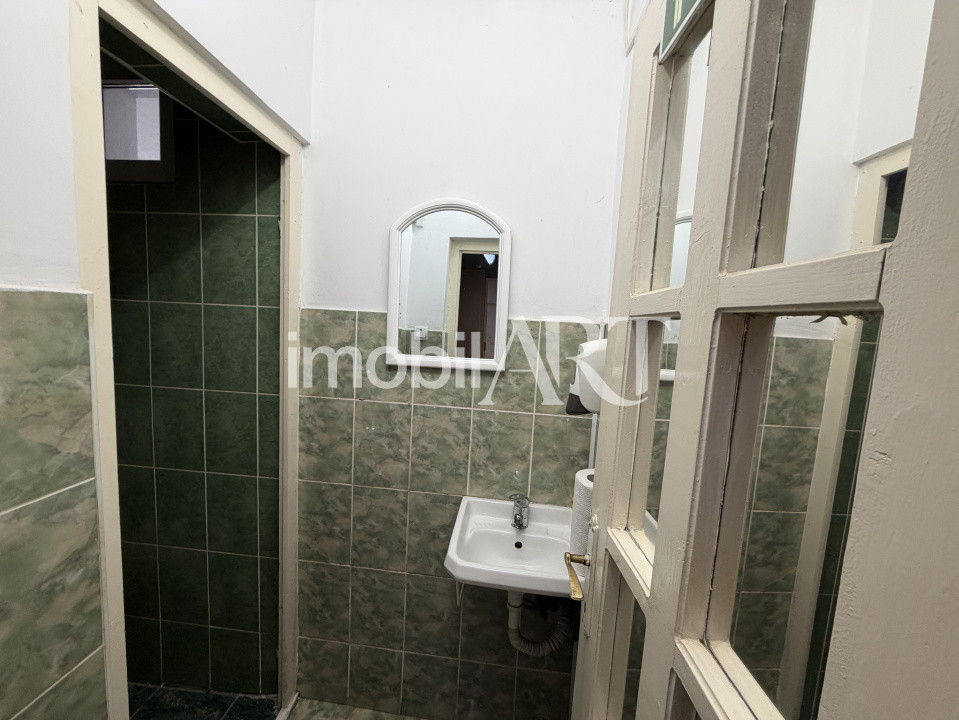 Spațiu comercial de închiriat-zonă centrală