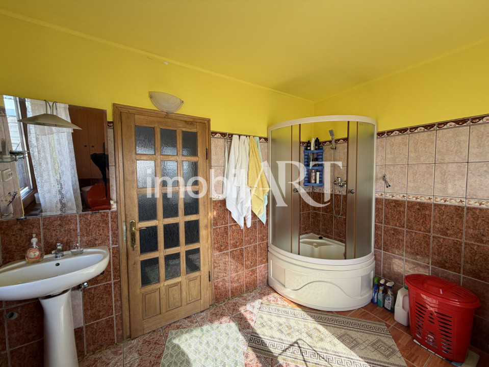 Casă spațioasă cu teren generos în Cuzdrioara | Comision 0% la cumpărător