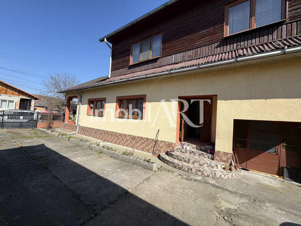 Casă spațioasă cu teren generos în Cuzdrioara | Comision 0% la cumpărător