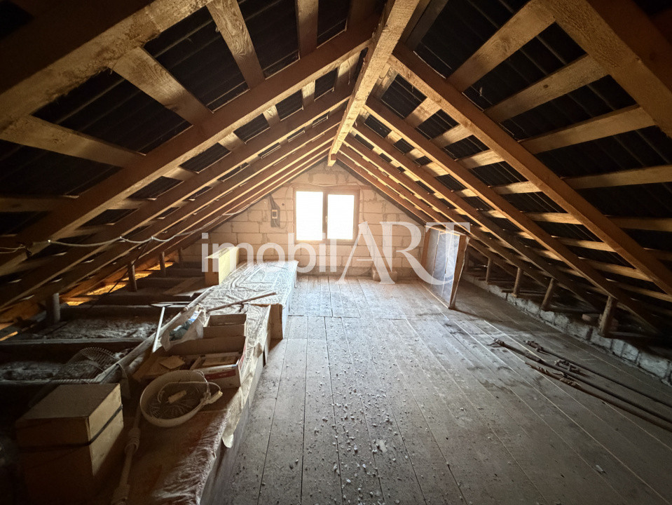 Casă spațioasă cu teren generos în Cuzdrioara | Comision 0% la cumpărător