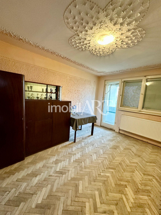 Apartament 4 camere , Et. 2 , cartier Dealul Florilor , Comision 0 la cumpărător