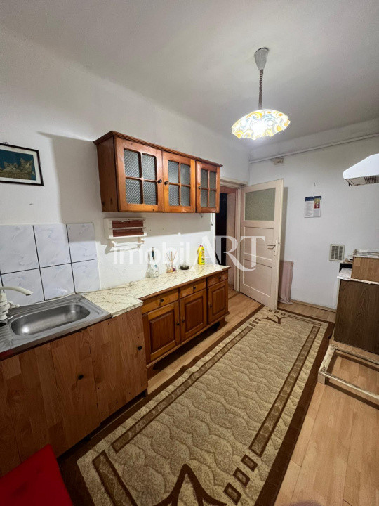 Apartament 2 camere + Garaj –  zonă centrală, str. Regina Maria nr. 17 