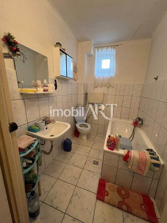 Apartament 2 camere + Garaj –  zonă centrală, str. Regina Maria nr. 17 