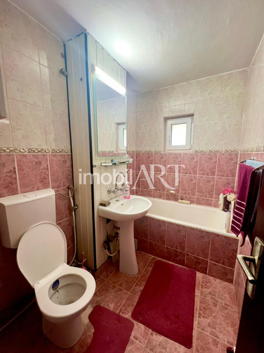 Apartament 4 camere | 77 mp utili | 2 balcoane | Etaj 3 | Zona Unirii | Dej