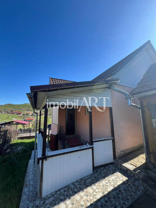Casă în Ocna-Dej  |  Teren 1281 mp |  Toate utilitățile | Drum asfaltat