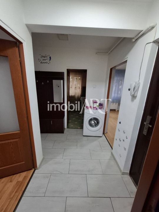  Apartament  de 3 camere, zona Orizont,potențial excelent