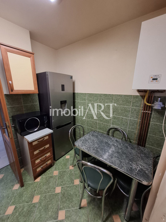  Apartament  de 3 camere, zona Orizont,potențial excelent