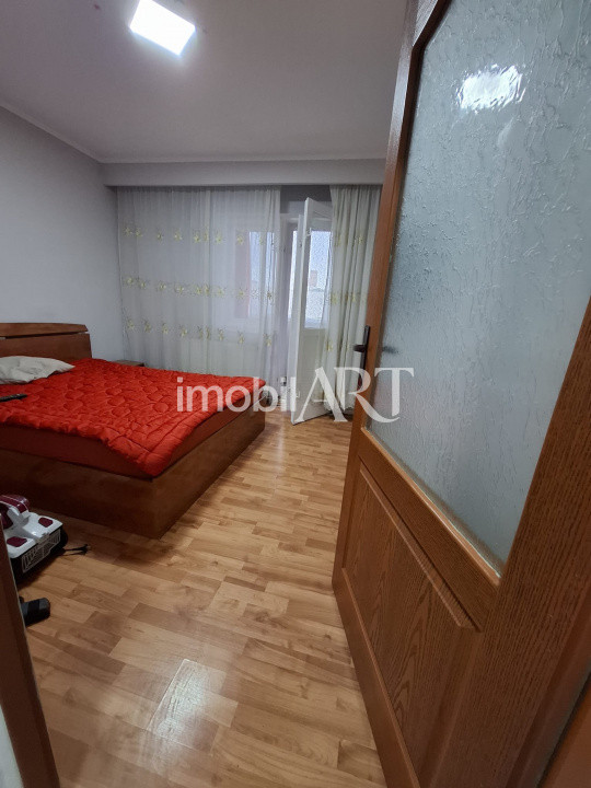  Apartament  de 3 camere, zona Orizont,potențial excelent