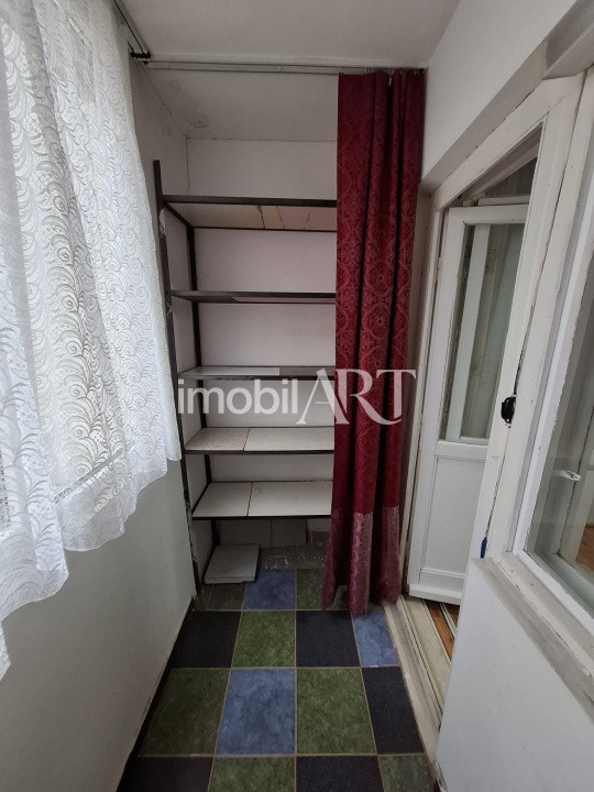  Apartament  de 3 camere, zona Orizont,potențial excelent