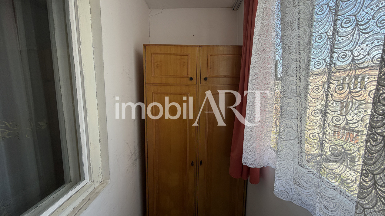  Apartament  de 3 camere, zona Orizont,potențial excelent