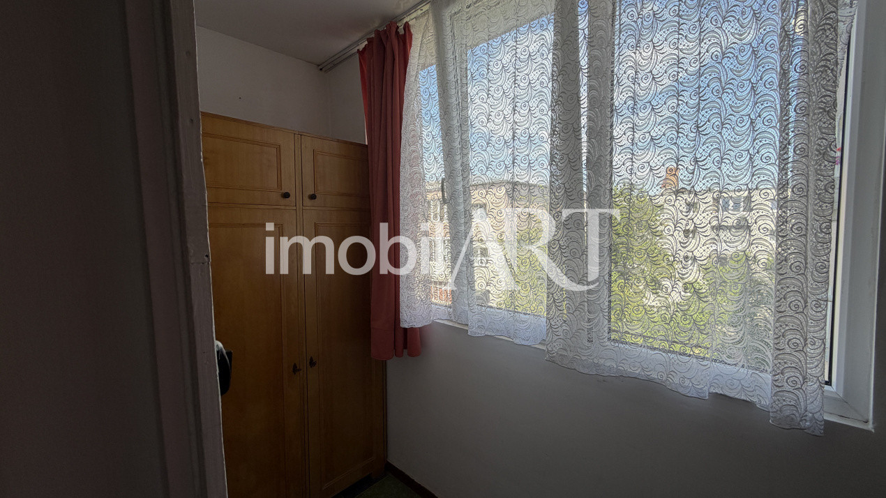  Apartament  de 3 camere, zona Orizont,potențial excelent