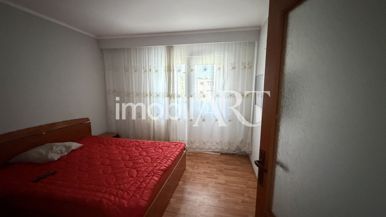  Apartament  de 3 camere, zona Orizont,potențial excelent