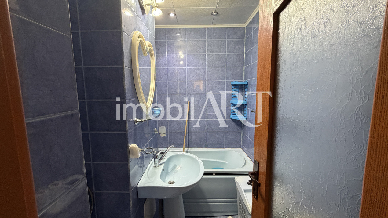  Apartament  de 3 camere, zona Orizont,potențial excelent