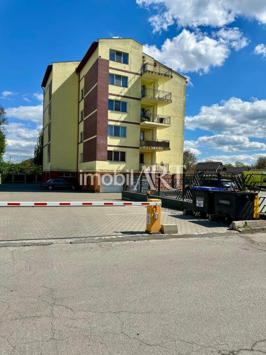 Apartament 3 camere Et 1 ,79 mp  Mobilat & Utilat | Garaj + Parcare | Comision 0